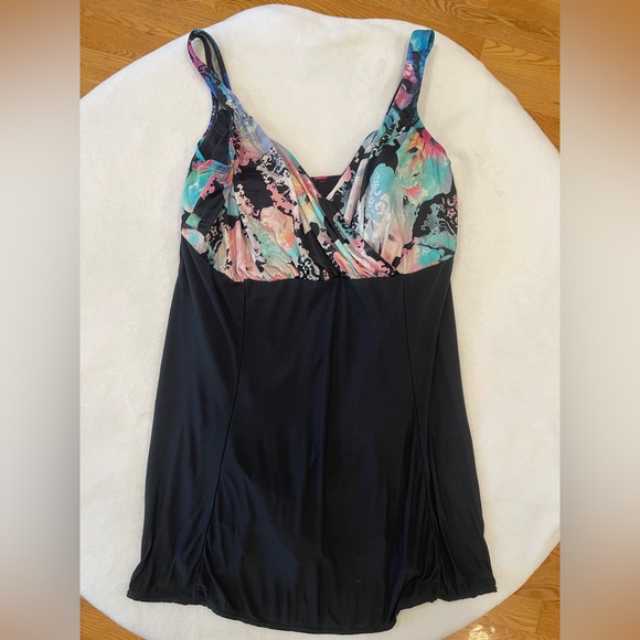 Women’s full coverage Great Lengths Black Mesh Swimsuit - Picture 1 of 5